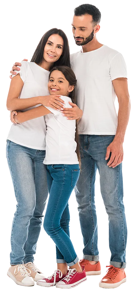 Семейство пред новия им дом